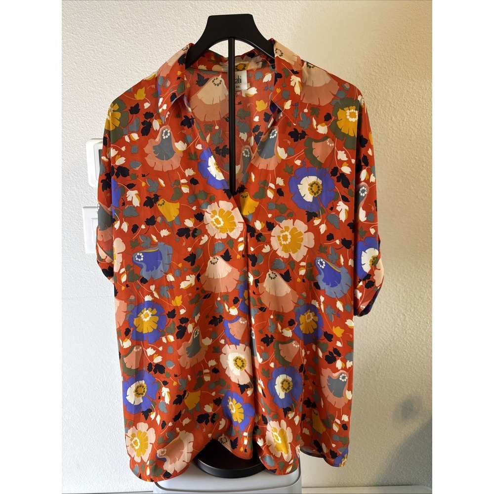 CAbi Women's Floral Print V-Neck Drape Front Plus Size 2XL